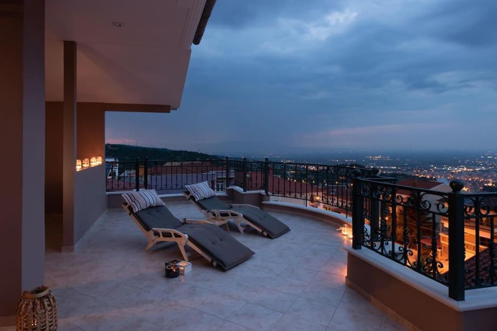 Apartamento Amazing View With Huge Balcony Veria  Exterior foto