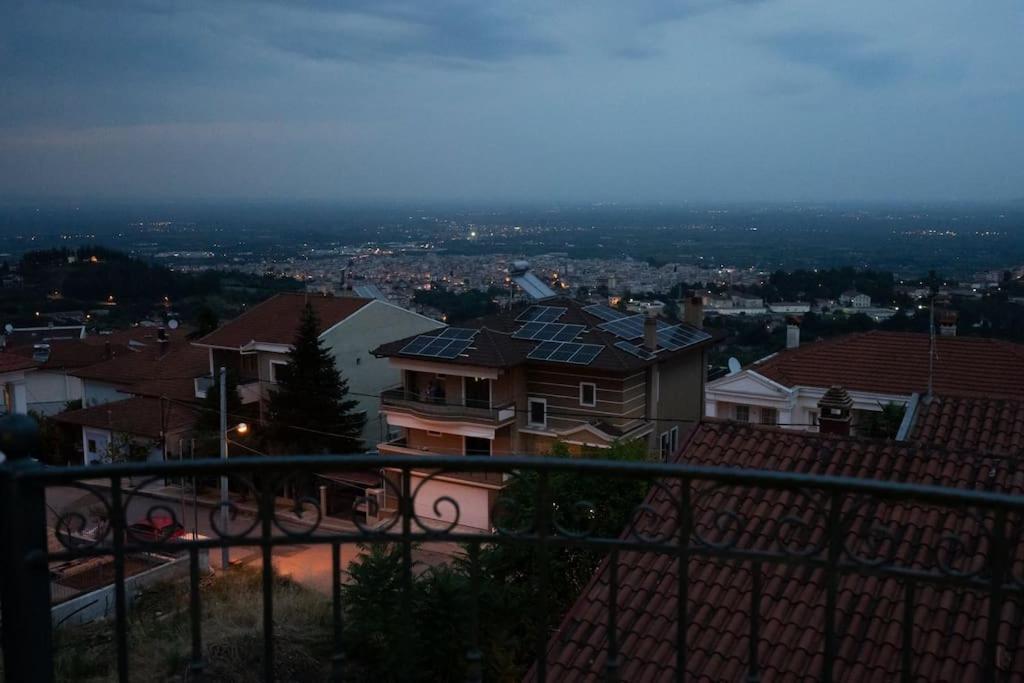 Apartamento Amazing View With Huge Balcony Veria  Exterior foto